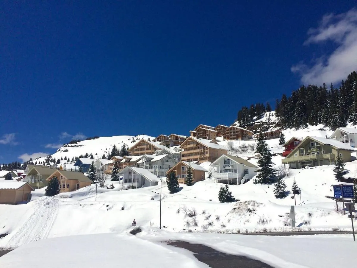 Chalet Spacieux Avec Poele A Bois, Wifi Gratuit, Terrasse, Garage Et Proche Des Pistes - Fr-1-425-122 Flaine