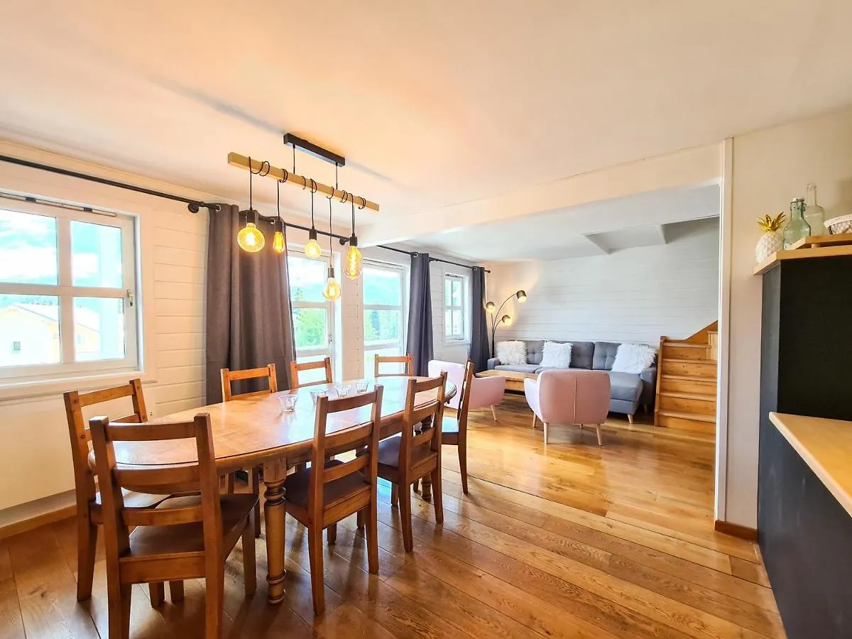 Chalet Spacieux Avec Poele A Bois, Wifi Gratuit, Terrasse, Garage Et Proche Des Pistes - Fr-1-425-122 Flaine France